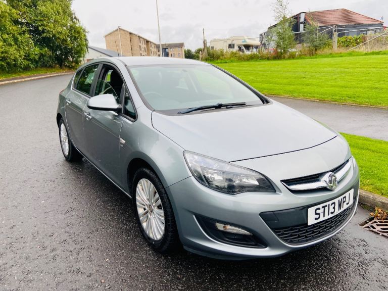 Vauxhall, ASTRA, Hatchback, 2013, Manual, 1686 (cc), 5 doors