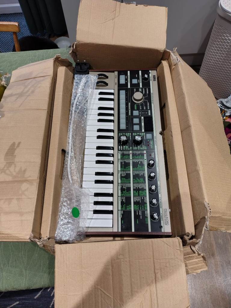 Korg Mircokorg keyboard vocoder