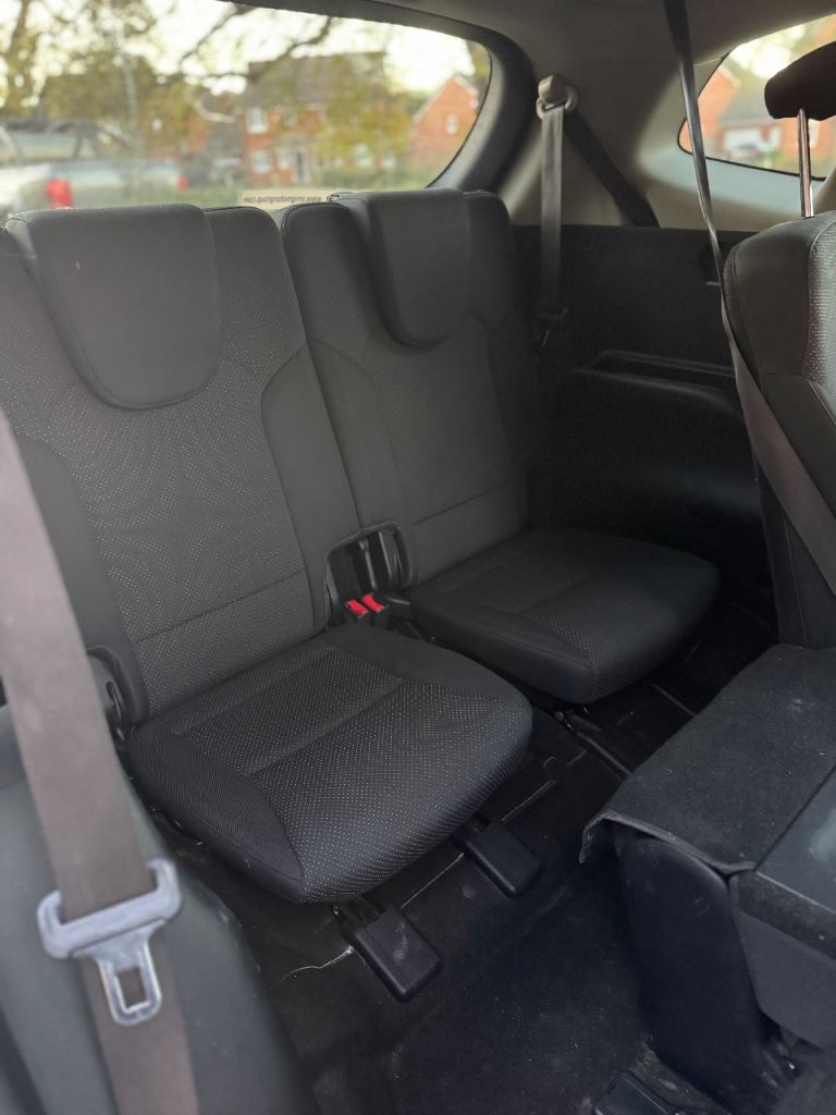 Kia, CARENS, MPV, 2014, Manual, 1685 (cc), 5 doors