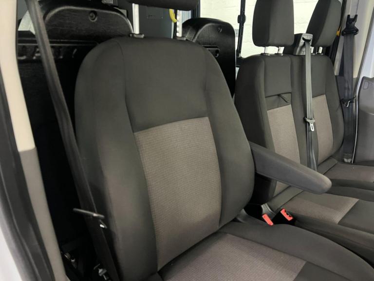 2022 Ford Transit 2.0 EcoBlue 130ps H2 Leader Double Cab Van PANEL VAN DIESEL Manual