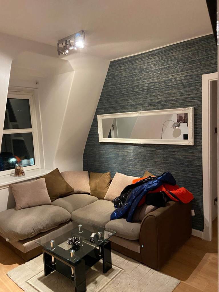 Fully furnished 2 beds in the city centre