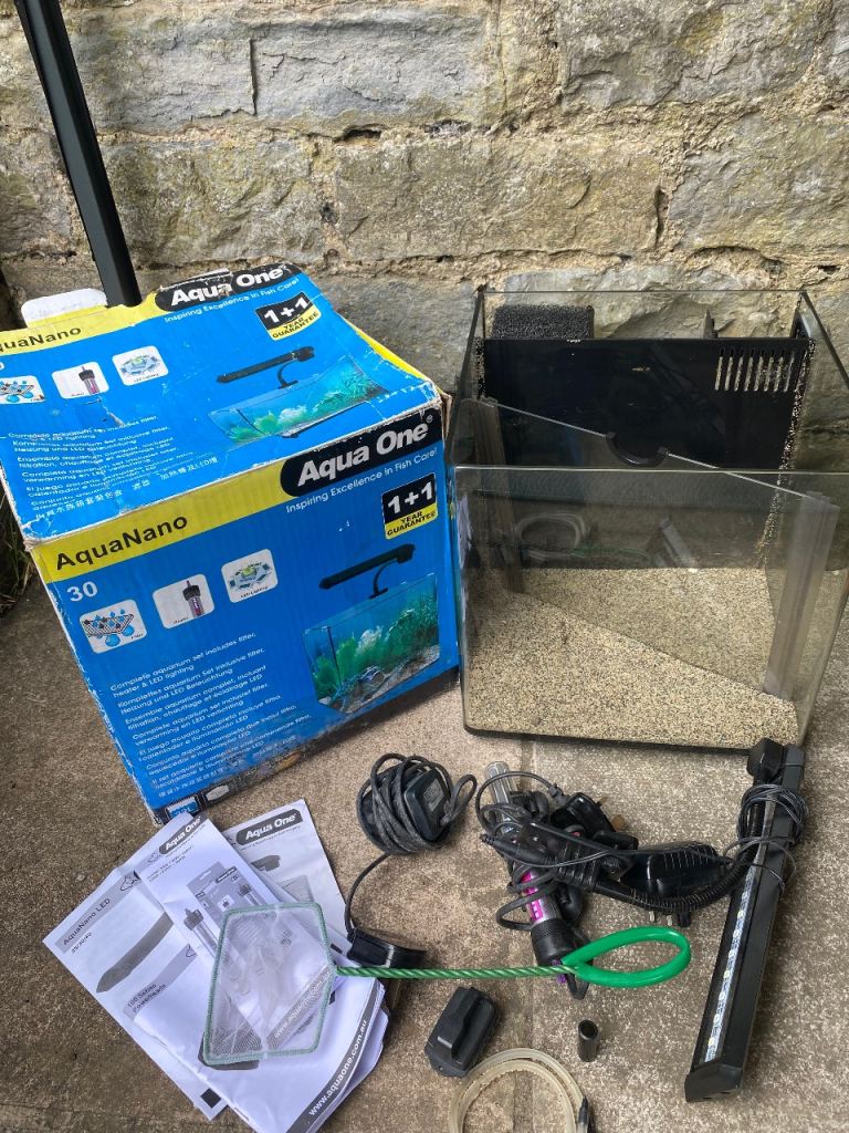 Small aquarium 