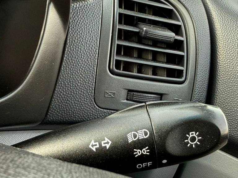 2005 05 KIA PICANTO 1.1 LX HATCHBACK 5DR PETROL MANUAL (124 G/KM, 64 BHP)