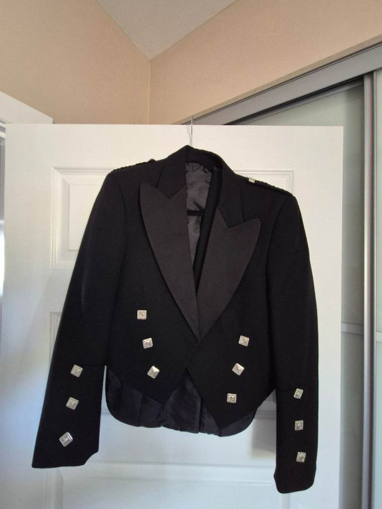 Black Men's Prince CharliePure New Wool Kilt Jacket and Waistcoat