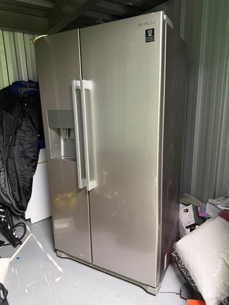 Samsung American-Style Fridge Freezer - RS50N3513SA 