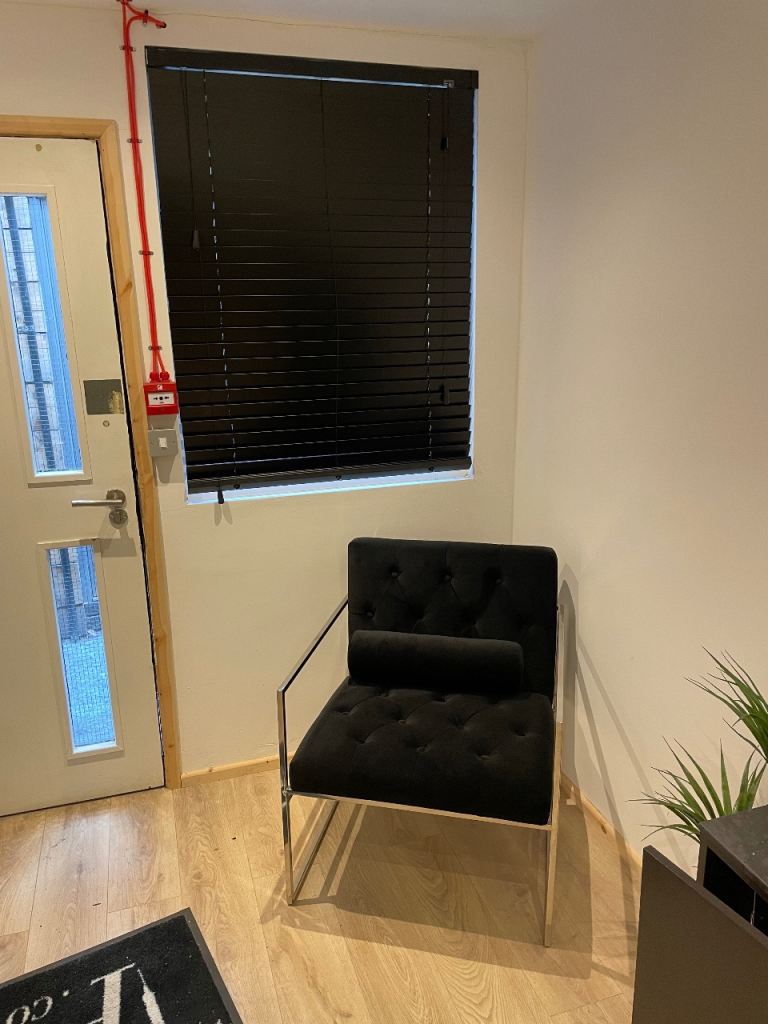 Versatile space/office