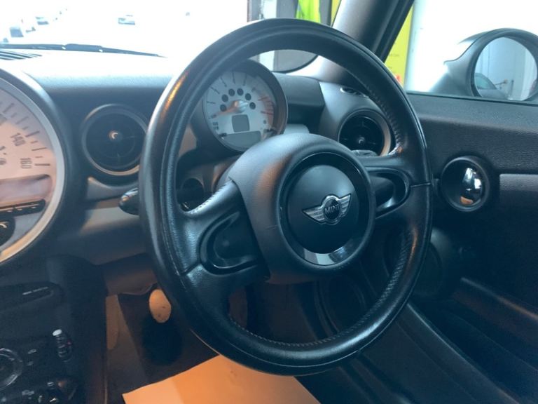 MINI Convertible 1.6 One Convertible 2dr Petrol Manual Euro 5 (98 ps)