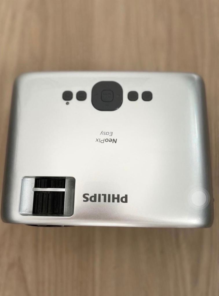 Philips NeoPix Easy Projector – Silver, Good Condition 
