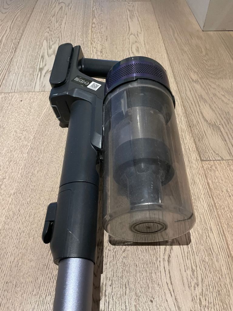 Vacuum cleaner for parts/repair