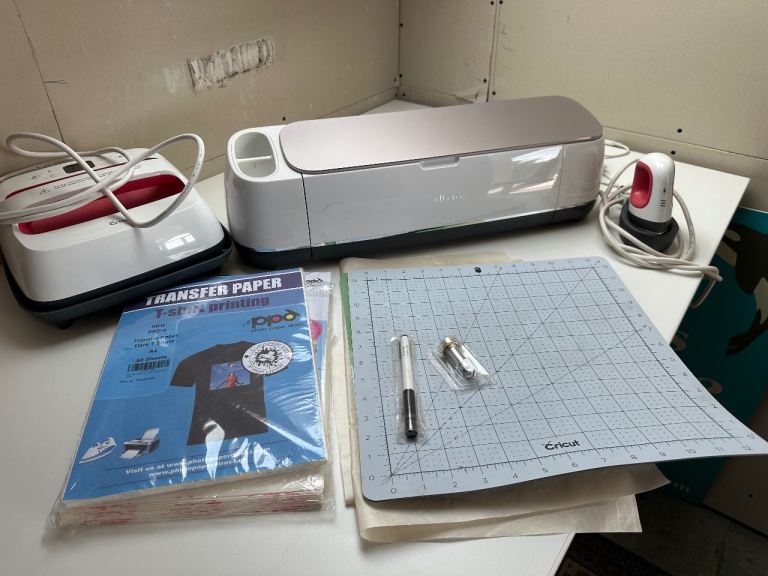 Cricut Machine Bundle with Heat Presses and Accessories
