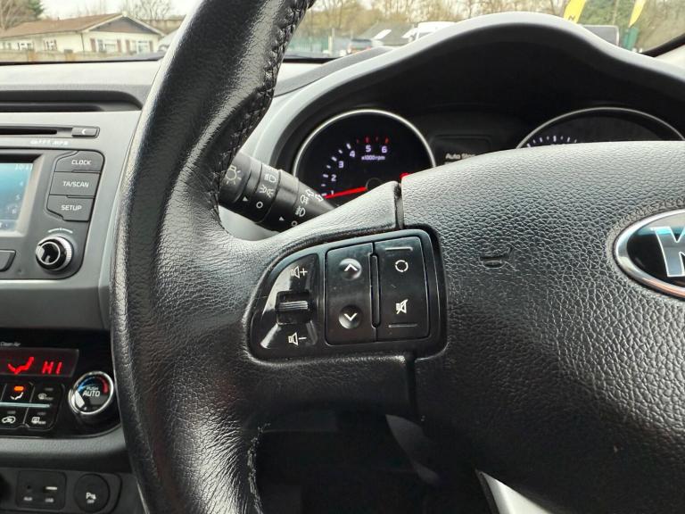 2016 Kia Sportage 1.7 CRDi EcoDynamics 3 2WD Euro 6 (s/s) 5dr ESTATE Diesel Manual