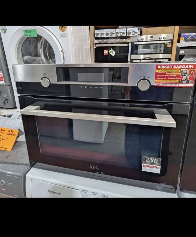 AEG BUILT IN S/S COMBI MICROWAVE & OVEN- 43L-1000W-TOUCH CONTROL -EX DISPLAY