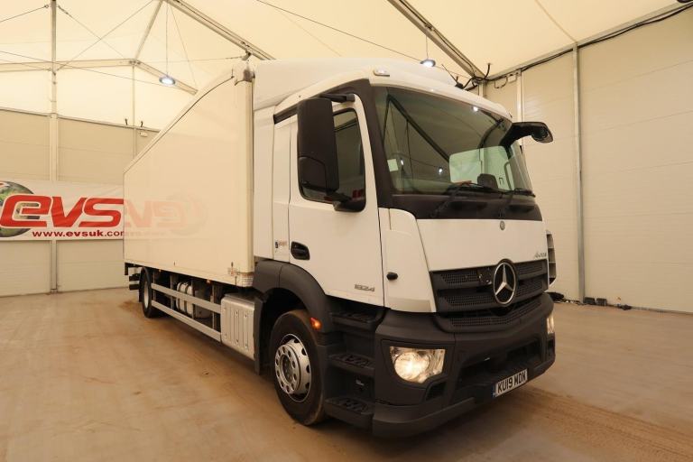 2019 (19 PLATE) Mercedes Benz Antos 1824 4x2 Euro 6 Refrigerated