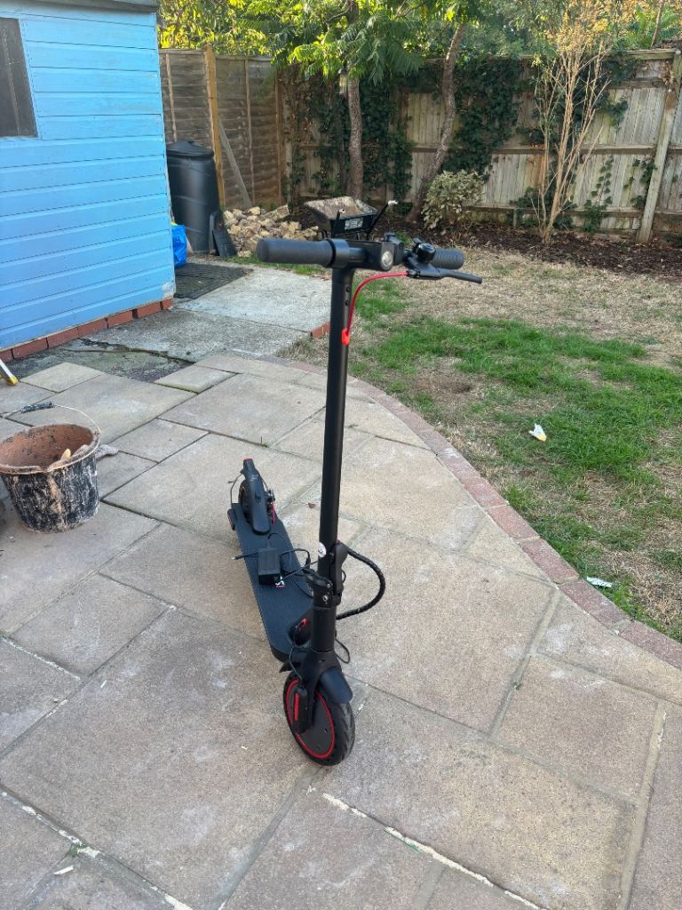 iScooter Electric Scooter – Black, Good Condition