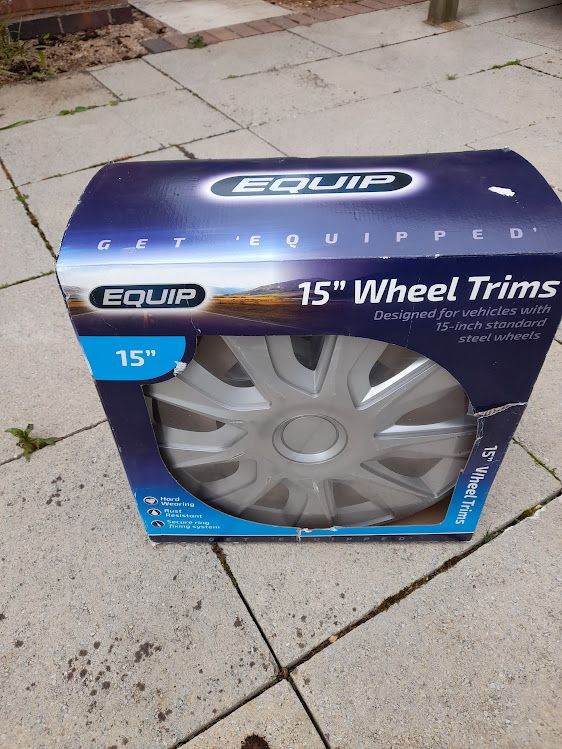 Wheel trims 15 inch set of 4 & 16 inch set of 4