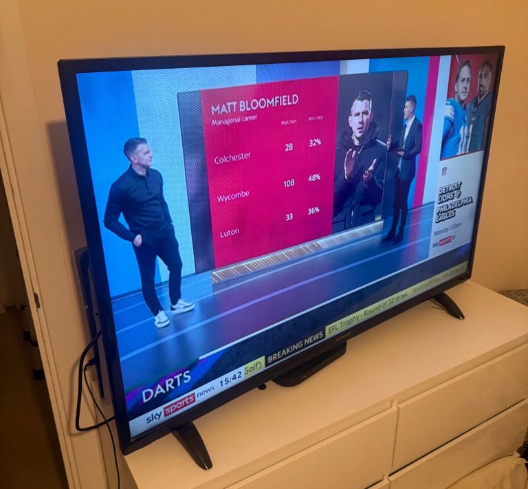50 inch techwood smart TV