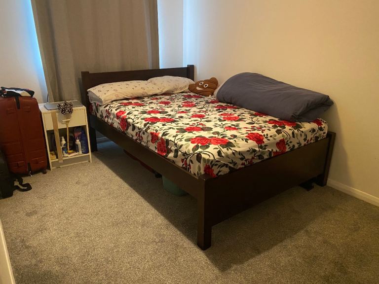 Master bedroom for rent