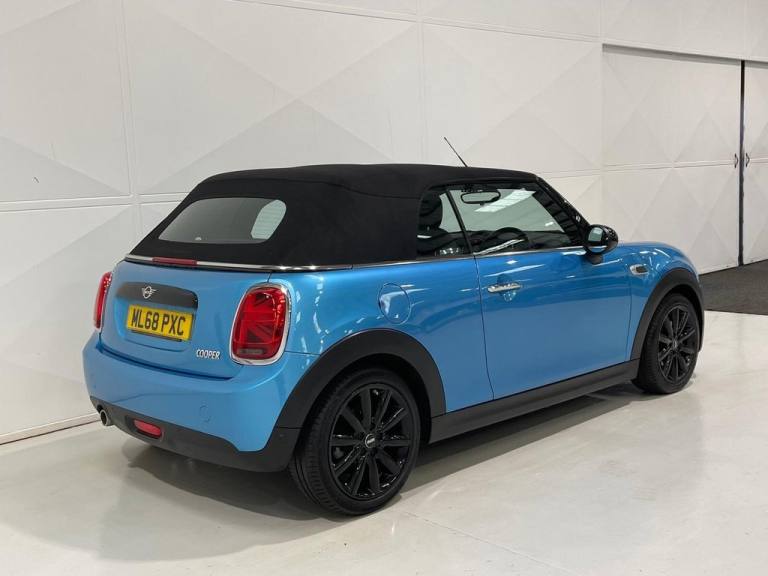 2018 MINI Convertible 1.5 Cooper Convertible 2dr Petrol Steptronic Euro 6 (s/s) (136 ps) Converti...