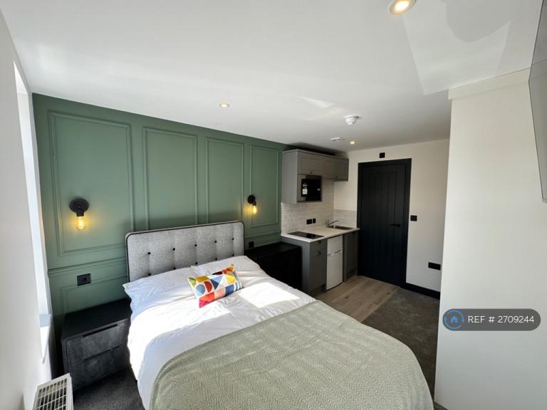 1 bedroom in Oxford Street, Stoke-On-Trent, ST4 (#2709244)