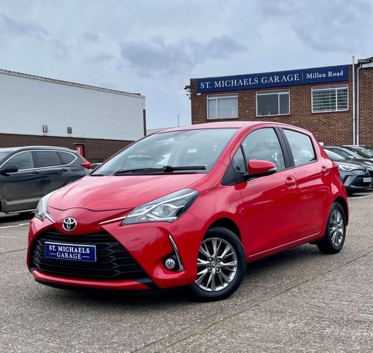 2017 Toyota Yaris 1.5 Yaris Icon Tech VVT-i 5dr Hatchback Petrol Manual