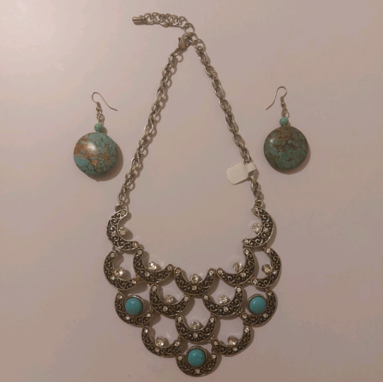NEW - Silver and Marble Jewellery Set