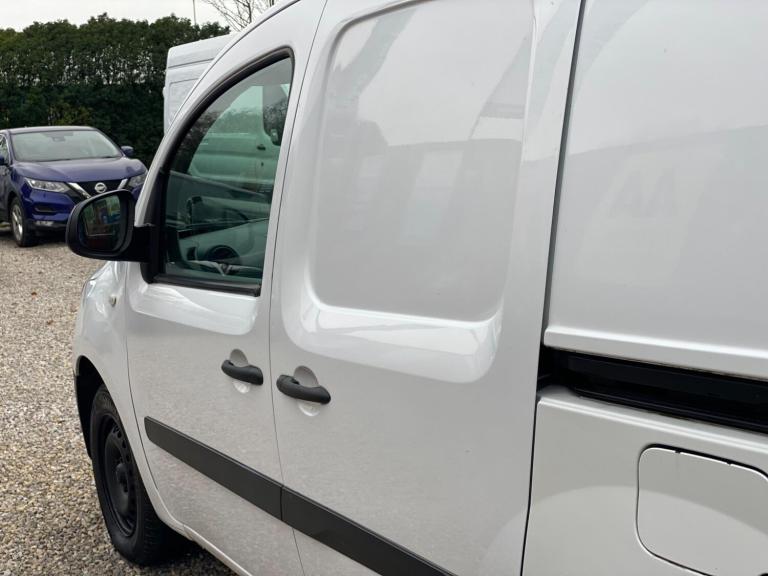 2018 Mercedes-Benz Citan 1.5 109 CDI BlueEfficiency L2 Euro 6 (s/s) 5dr PANEL VAN Diesel Manual