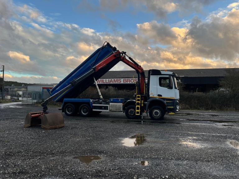 Mercedes-Benz Arocs 3240 8X4 GRAB, 322,115 KM , WATCH THE VIDEO
