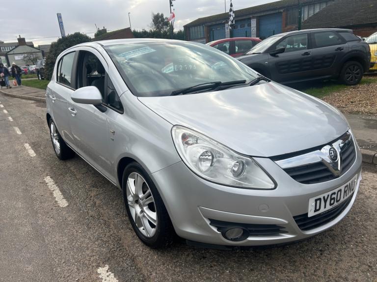 2010 Vauxhall Corsa 1.4i 16V [100] SE 5dr HATCHBACK Petrol Manual