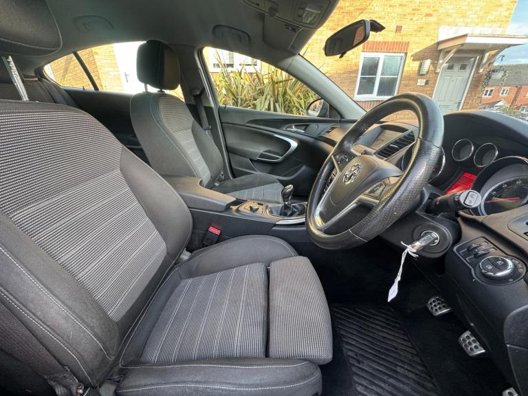 2012 Vauxhall Insignia 2.0 CDTi SRi Nav [160] 5dr HATCHBACK Diesel Manual