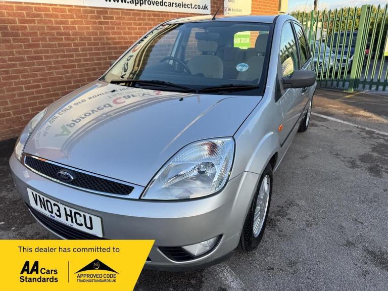FORD FIESTA 1.4 Ghia 5dr 2003