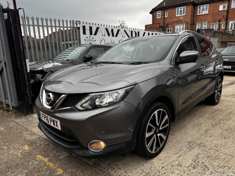 2016 Nissan Qashqai 1.2 DIG-T Tekna SUV 5dr Petrol XTRON 2WD Euro 6 (s/s) (115