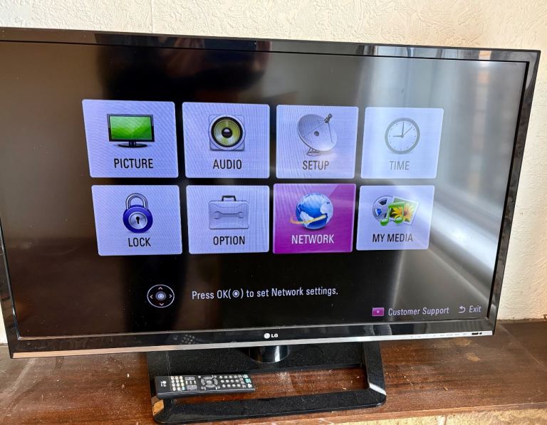  LG 42LS5600 42" 1080p HD LED LCD Television