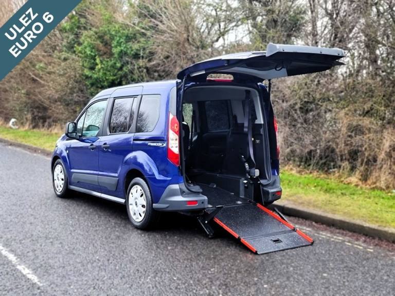 2017 Ford Grand Tourneo Connect 3 Seat Auto Wheelchair Accessible Disabled Access Ramp Car MPV Di...