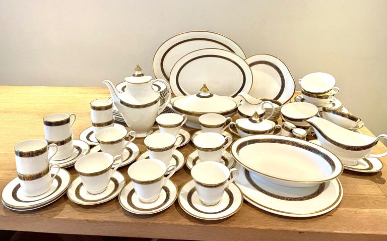Royal Doulton Harlow Dinner Set (rare)