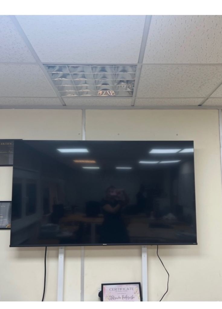 📺 Hisense 65” 4K Smart TV – £230