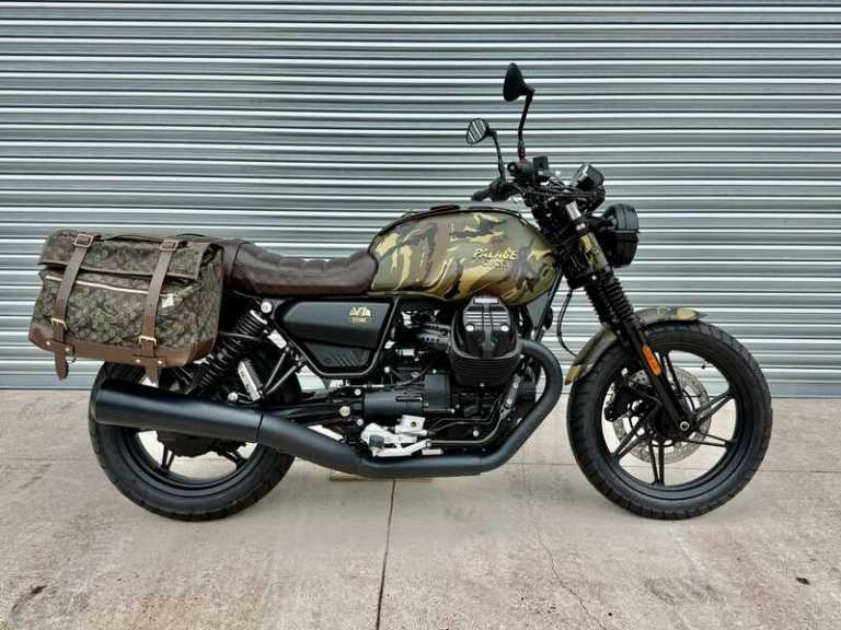 2023 Moto Guzzi V7 GUCCI PALACE PETROL Manual