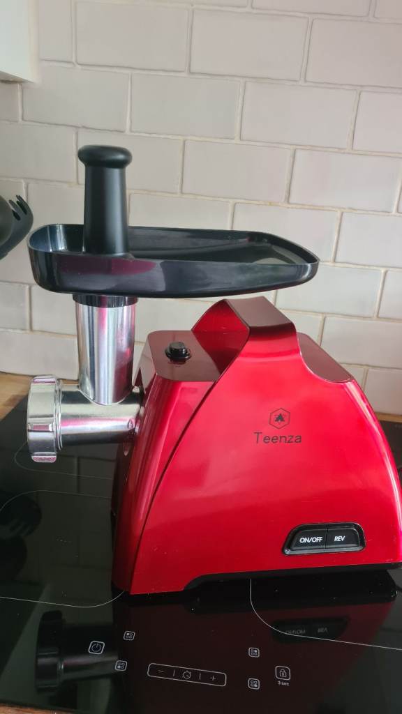 Meat grinder 2200W red colour