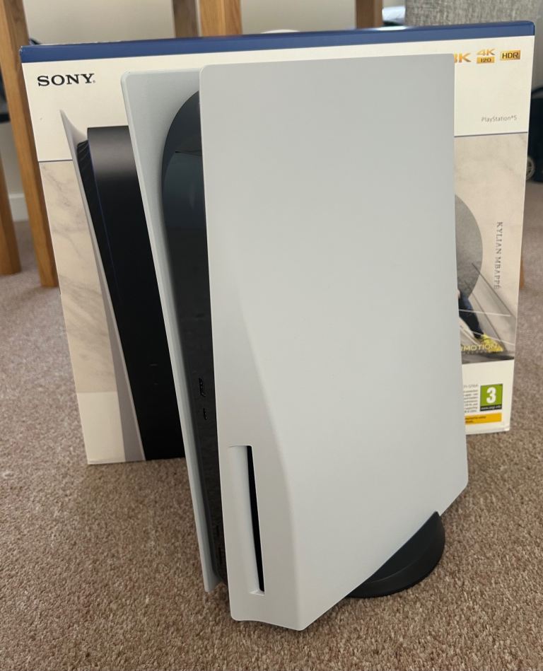 Sony PlayStation 5 Console – Disc Version, Good Condition