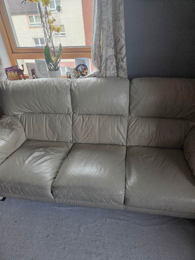 Free furniture lift up