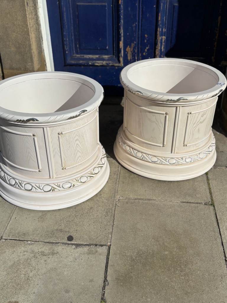 Pair of Large White Garden Planters – Good Condition