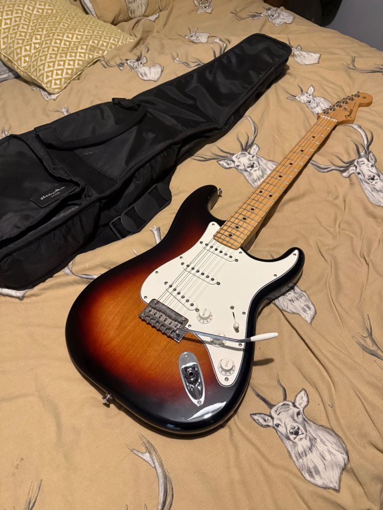 Fender Stratocaster 