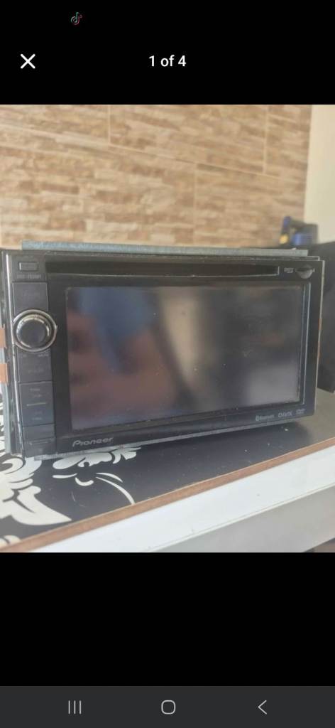 Pioneer screen radio