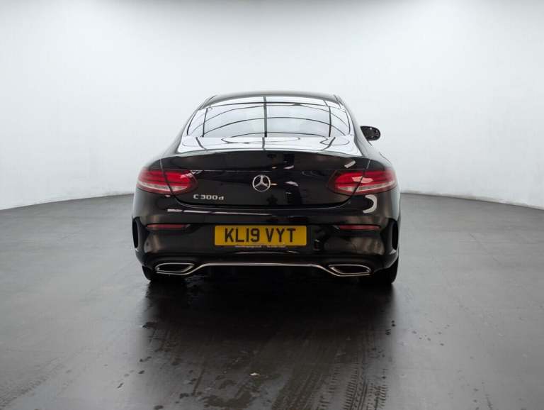 2019 Mercedes-Benz C Class 2.0 C300d AMG Line (Premium) Coupe 2dr Diesel G-Tronic+ Euro 6 (s/s) (...