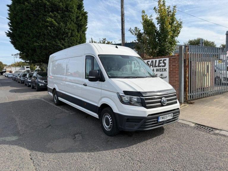2020 69 VOLKSWAGEN CRAFTER 2.0 TDI CR35 TRENDLINE MAXI PANEL VAN 5DR DIESEL MANU