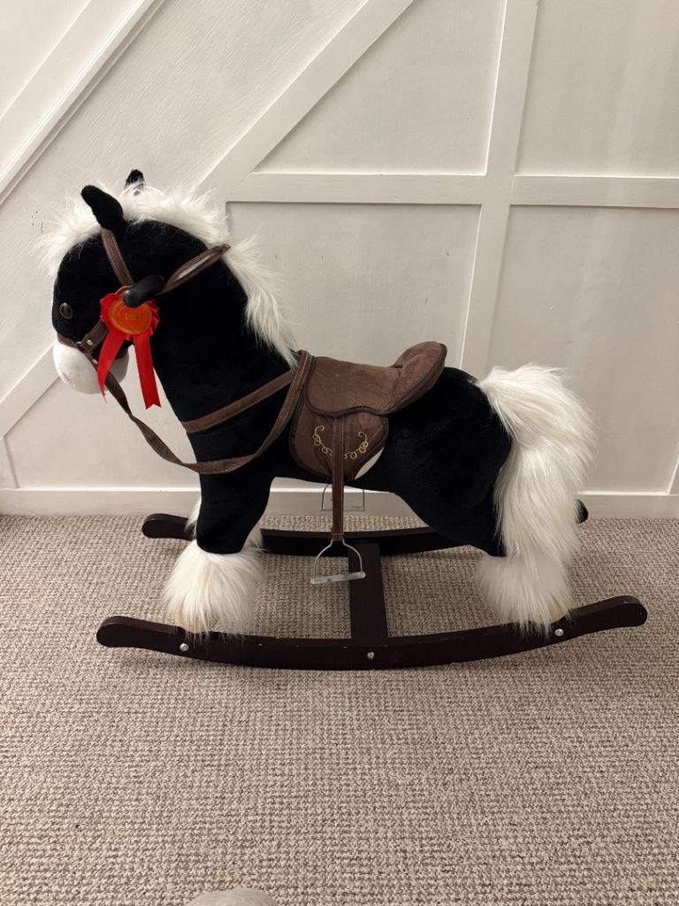 Black rocking horse smyths