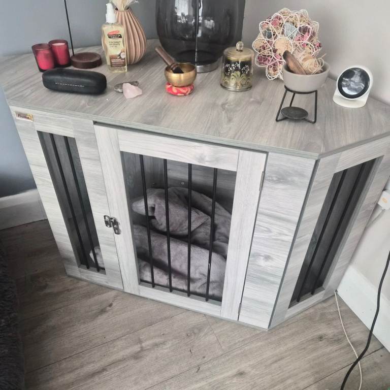 Dog crate 