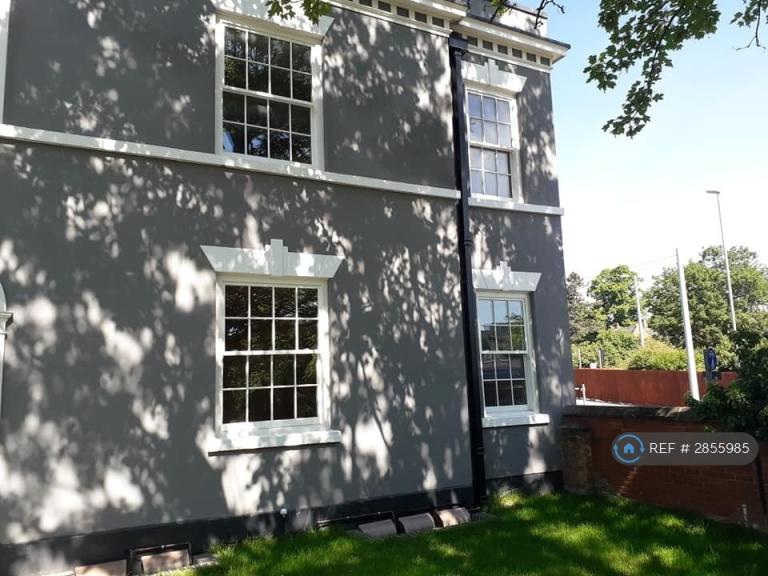2 bedroom flat in Chilwell Road, Beeston, NG9 (2 bed) (#2855985)