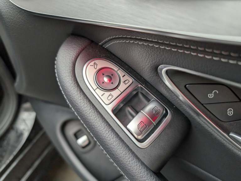 2019 Mercedes-Benz C Class 2.0 C300d AMG Line (Premium) Coupe 2dr Diesel G-Tronic+ Euro 6 (s/s) (...