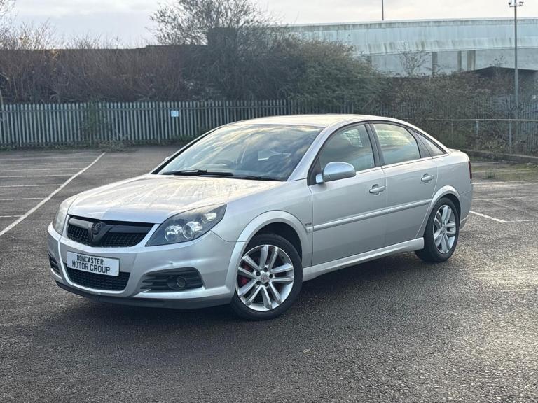 2007 Vauxhall Vectra 1.9 CDTi 16v SRi 5dr HATCHBACK Diesel Manual