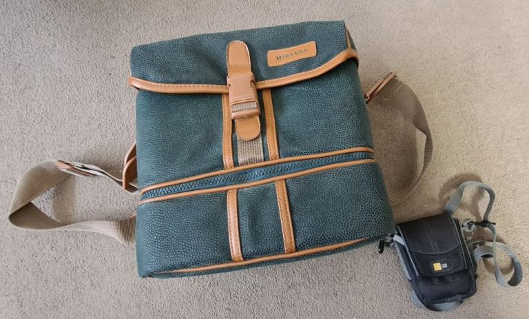 MIRANDA CAMERA/CAMCORDER BAG WITH STORAGE AND ZIPS & LOGIC MINI BELT CASE